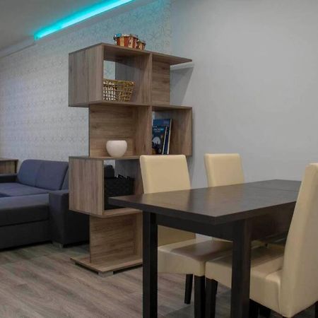 Beautiful Air-Conditioned Apartment In The Centre Debrecen Buitenkant foto